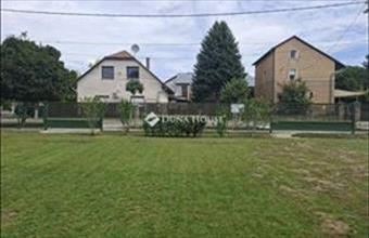 Eladó Budapest XVI. kerületi lakóövezeti telek hirdetés (77637474)