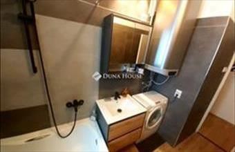 Eladó Budapest IV. kerületi csúsztatott zsalus lakás hirdetés (82695733)