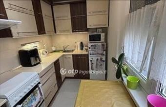 Eladó Győri panel lakás hirdetés (36358386)