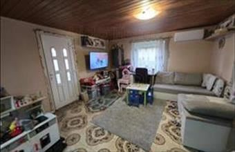 Eladó Kislángi családi ház hirdetés (53335534)