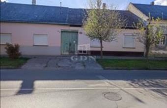 Eladó Bajai házrész hirdetés (42597375)