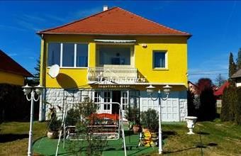 Eladó Balatonmáriafürdői családi ház hirdetés (26733434)