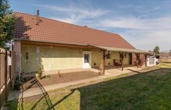 Eladó Lajoskomáromi családi ház hirdetés (55434356)