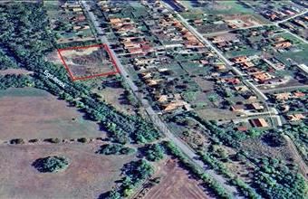 Eladó Poroszlói lakóövezeti telek hirdetés (46485944)