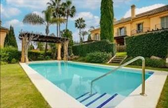 Eladó Spanyolországi sorház hirdetés (85243334)