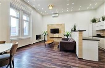 Eladó Budapest VII. kerületi tégla lakás hirdetés (42884542)