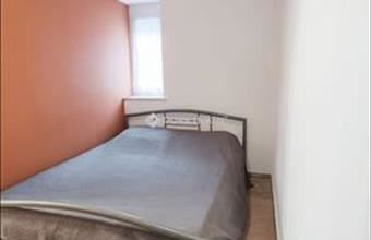 Eladó Pilisvörösvári családi ház hirdetés (38479285)