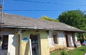 Eladó Szentpéterúri családi ház hirdetés (48759452)