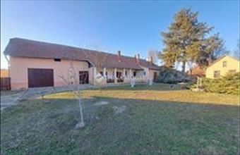 Eladó Tiszakécskei családi ház hirdetés (93773736)