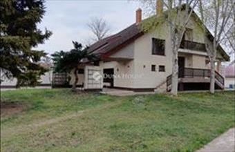 Eladó Ceglédi családi ház hirdetés (86547937)