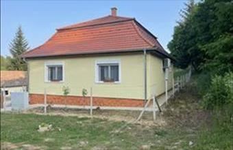 Eladó Polányi családi ház hirdetés (23637624)