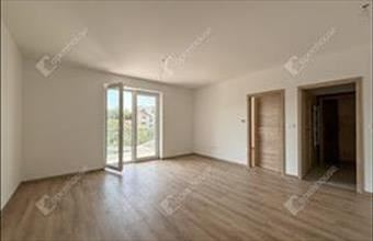 Eladó Szegedi tégla lakás hirdetés (75693849)