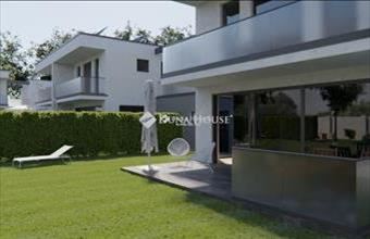 Eladó Nyíregyházai sorház hirdetés (42423479)