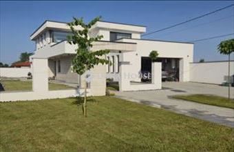 Eladó Koroncói családi ház hirdetés (67878393)