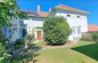 Eladó Veszprémi tégla lakás hirdetés (51439856)