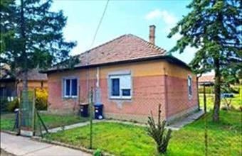 Eladó Budapest XVI. kerületi családi ház hirdetés (92463323)