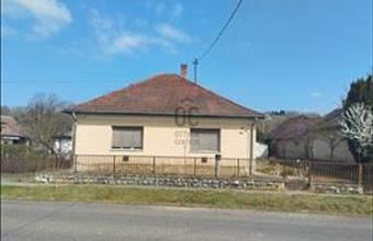 Eladó Kőröshegyi családi ház hirdetés (49144344)