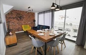 Eladó Spanyolországi tégla lakás hirdetés (33432339)