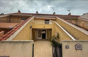 Eladó Spanyolországi sorház hirdetés (32343889)