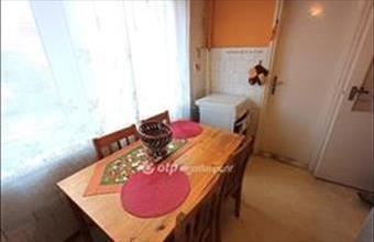 Eladó Csongrádi családi ház hirdetés (87533355)