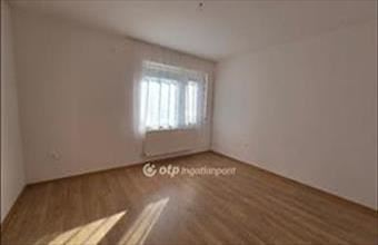 Eladó Szentesi tégla lakás hirdetés (39343233)