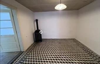 Eladó Nyergesújfalui családi ház hirdetés (33938474)