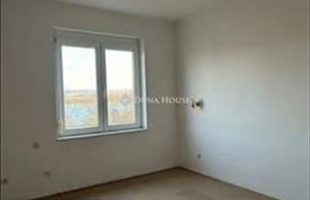 Eladó Lábatlani tégla lakás hirdetés (97699816)