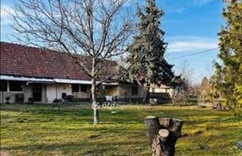 Eladó Paksi családi ház hirdetés (75743539)