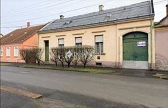 Eladó Körmendi családi ház hirdetés (83751875)