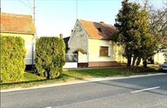 Eladó Sárvári családi ház hirdetés (34953979)