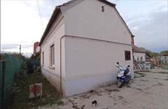 Eladó Undi családi ház hirdetés (33424534)