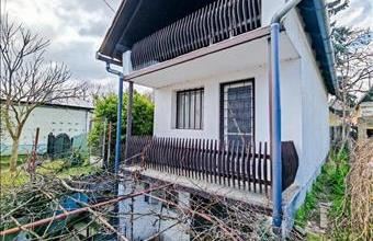 Eladó Vértesszőlősi hétvégi ház hirdetés (44739327)