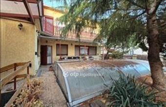 Eladó Hódmezővásárhelyi családi ház hirdetés (75534539)