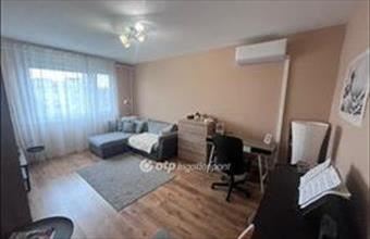 Eladó Szegedi panel lakás hirdetés (39439166)