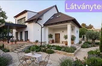 Eladó Balatonakarattyai tégla lakás hirdetés (24397851)