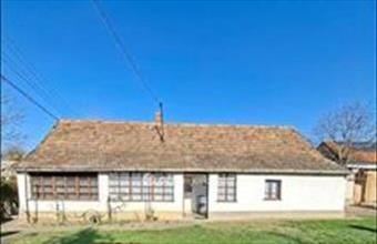 Eladó Nagyvenyimi családi ház hirdetés (51235833)