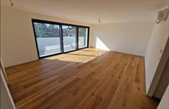 Eladó Fonyódi tégla lakás hirdetés (74947573)