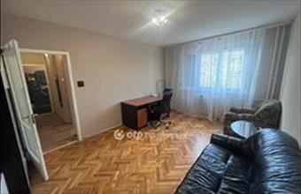 Eladó Szegedi panel lakás hirdetés (77342337)