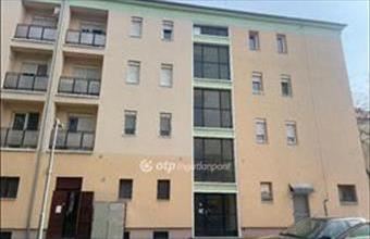 Eladó Ajkai tégla lakás hirdetés (43361445)