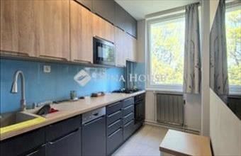 Eladó Szentendrei csúsztatott zsalus lakás hirdetés (36975878)