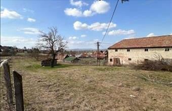 Eladó Esztergomi lakóövezeti telek hirdetés (82643473)