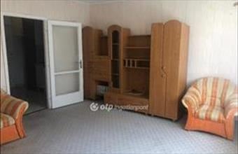 Eladó Ajkai panel lakás hirdetés (24375936)