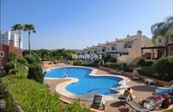 Eladó Spanyolországi sorház hirdetés (34752329)