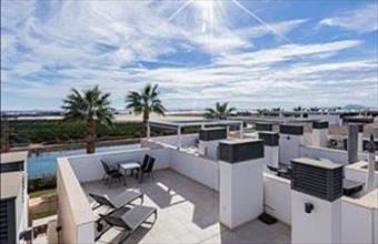 Eladó Spanyolországi tégla lakás hirdetés (82243844)