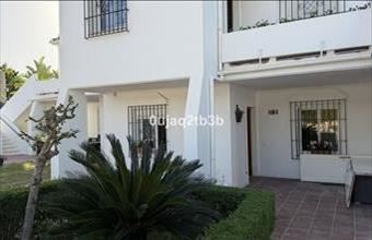 Eladó Spanyolországi tégla lakás hirdetés (97352922)