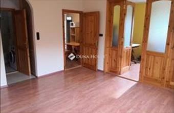 Eladó Nagykozári családi ház hirdetés (95423134)