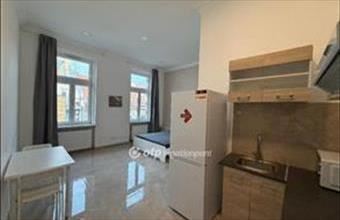 Eladó Budapest VI. kerületi tégla lakás hirdetés (85737784)