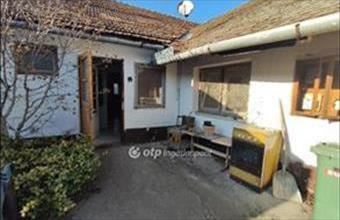 Eladó Hódmezővásárhelyi családi ház hirdetés (66946475)