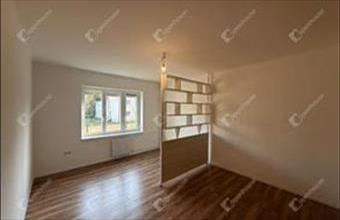 Eladó Kaposvári tégla lakás hirdetés (32153689)