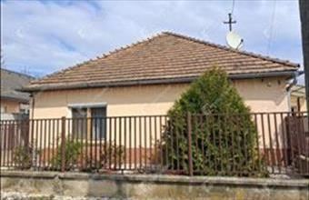 Eladó Ácsi családi ház hirdetés (57955951)